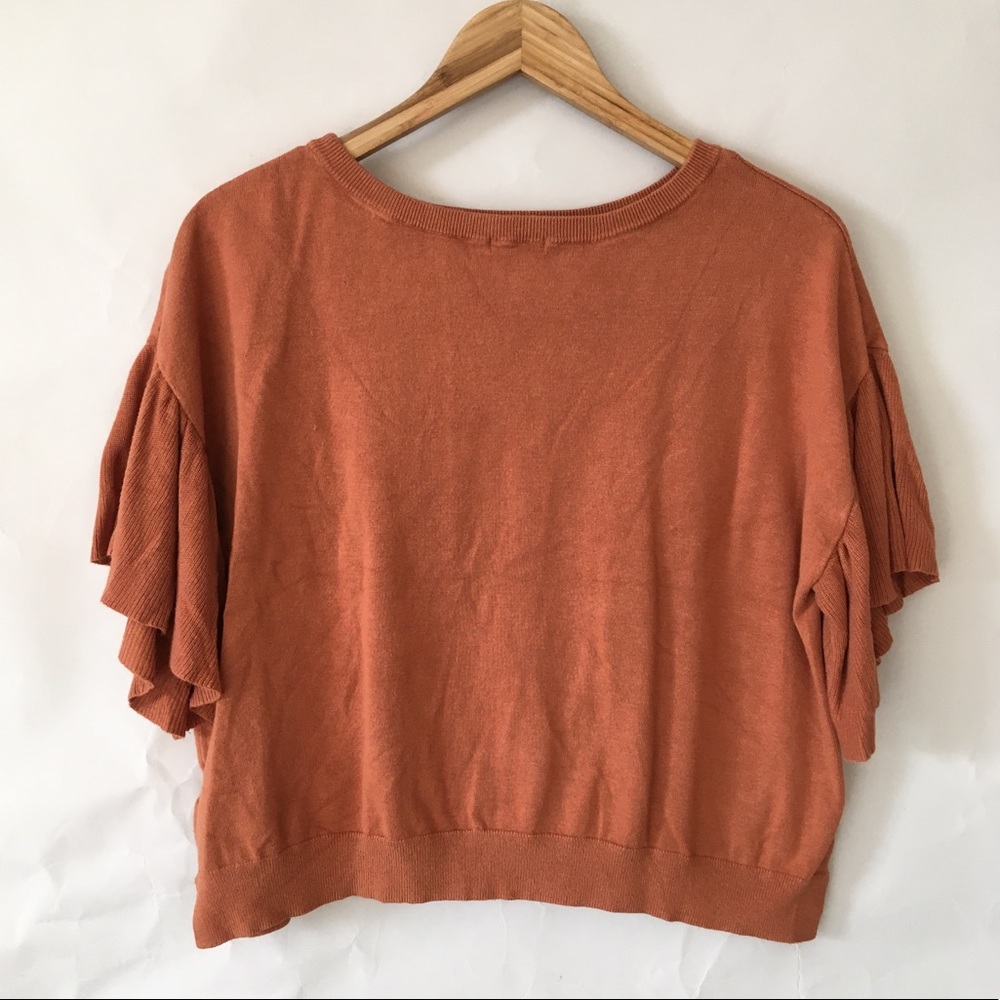 Uniqlo soft ruffle sleeve Fall sweater women’s S/M - Picture 4 of 6